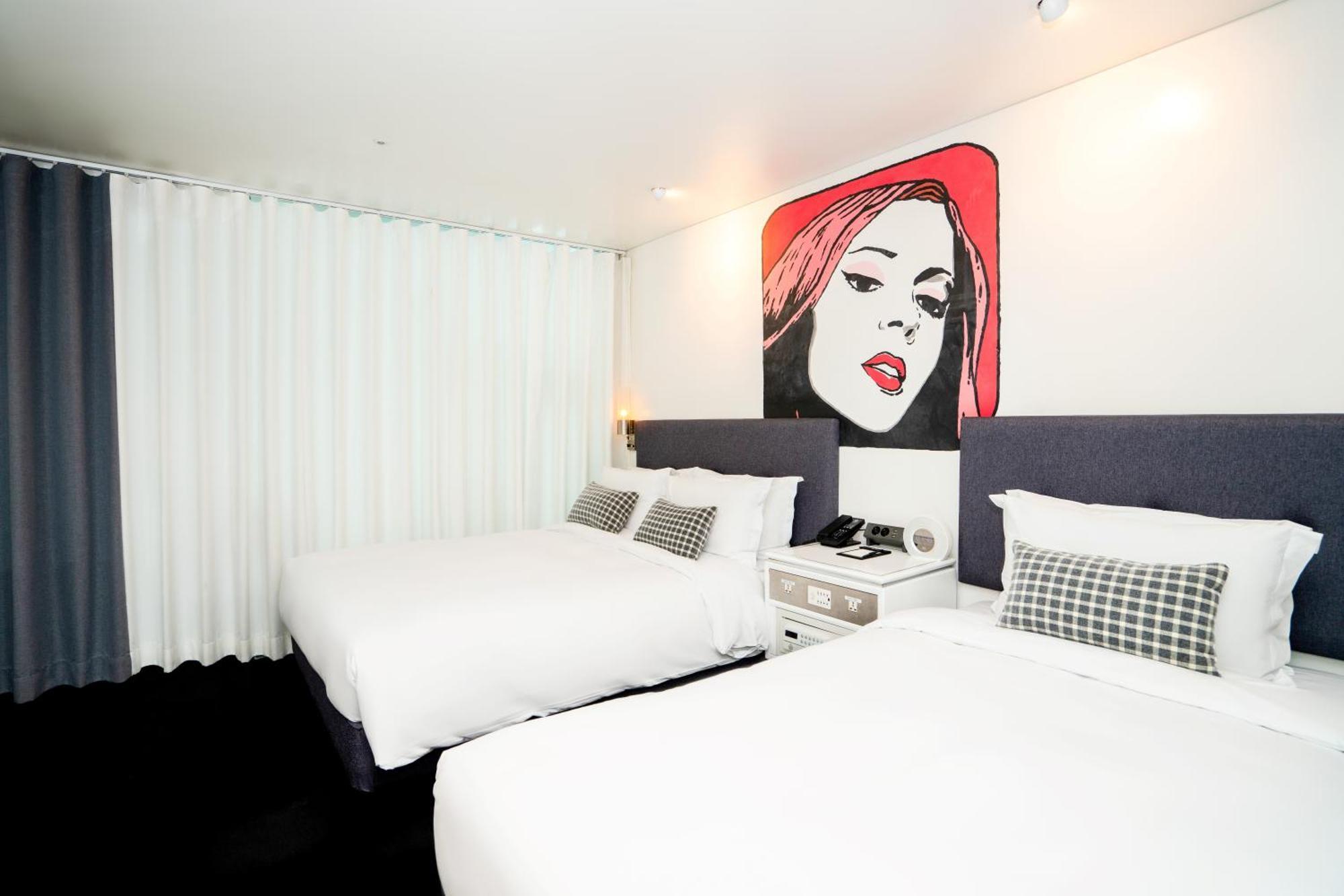 Imperial Palace Boutique Hotel Itaewon Seoul Exterior photo