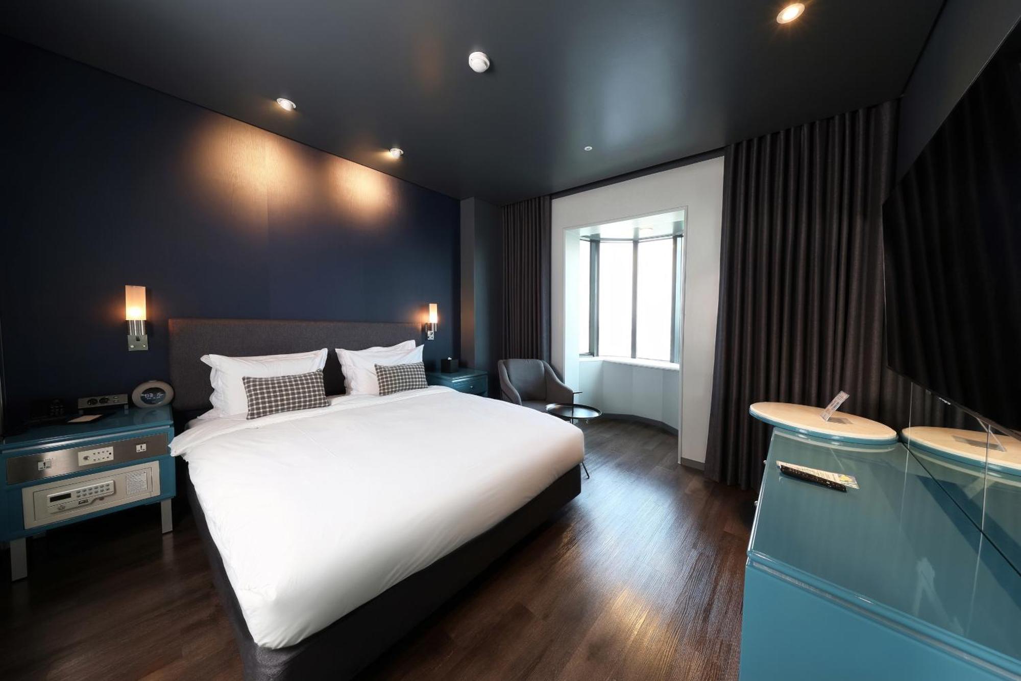 Imperial Palace Boutique Hotel Itaewon Seoul Exterior photo