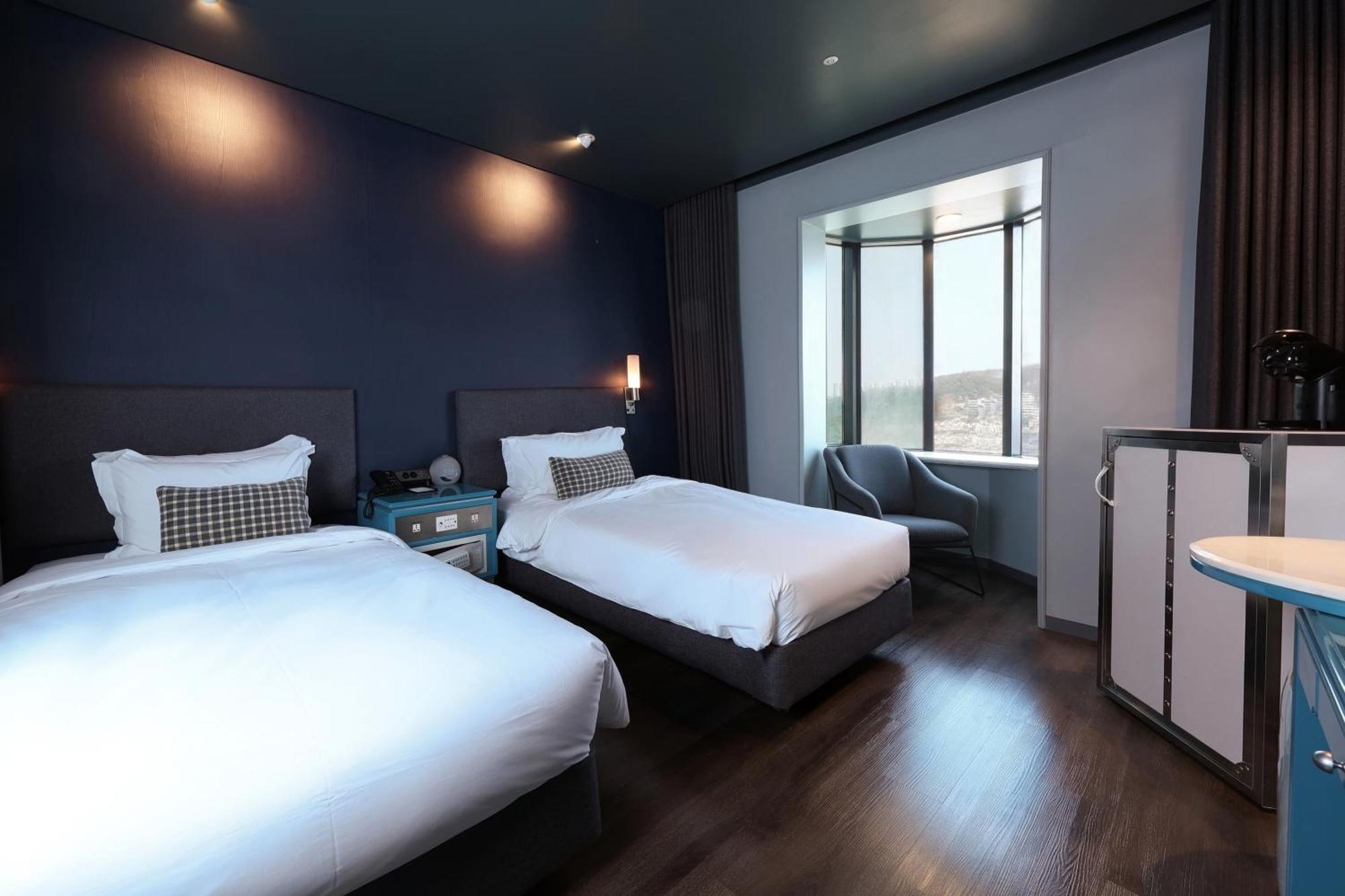 Imperial Palace Boutique Hotel Itaewon Seoul Exterior photo